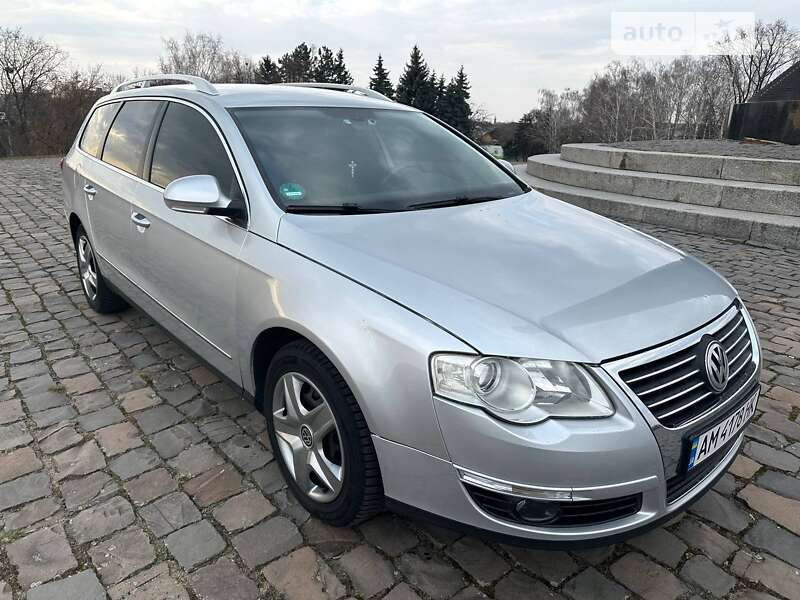 Універсал Volkswagen Passat 2006 в Житомирі