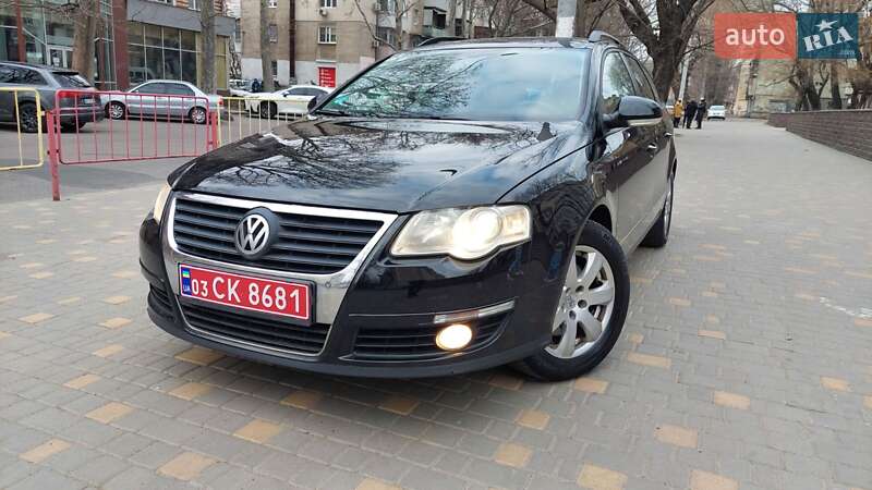 Универсал Volkswagen Passat 2009 в Одессе