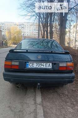 Седан Volkswagen Passat 1991 в Чернівцях