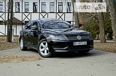 Седан Volkswagen Passat 2012 в Полтаве