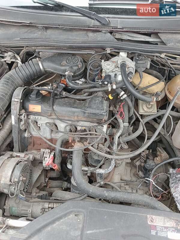 Универсал Volkswagen Passat 1993 в Костополе