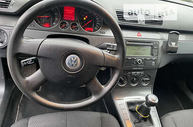 Универсал Volkswagen Passat 2006 в Жашкове