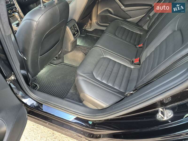 Седан Volkswagen Passat 2017 в Петрове