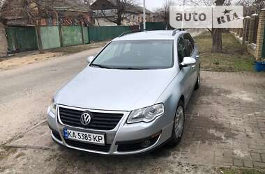 Універсал Volkswagen Passat 2010 в Києві