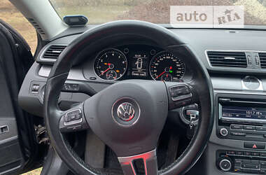 Универсал Volkswagen Passat 2011 в Хорошеве