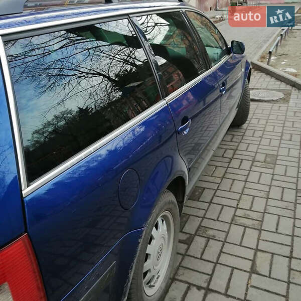 Универсал Volkswagen Passat 2003 в Сумах