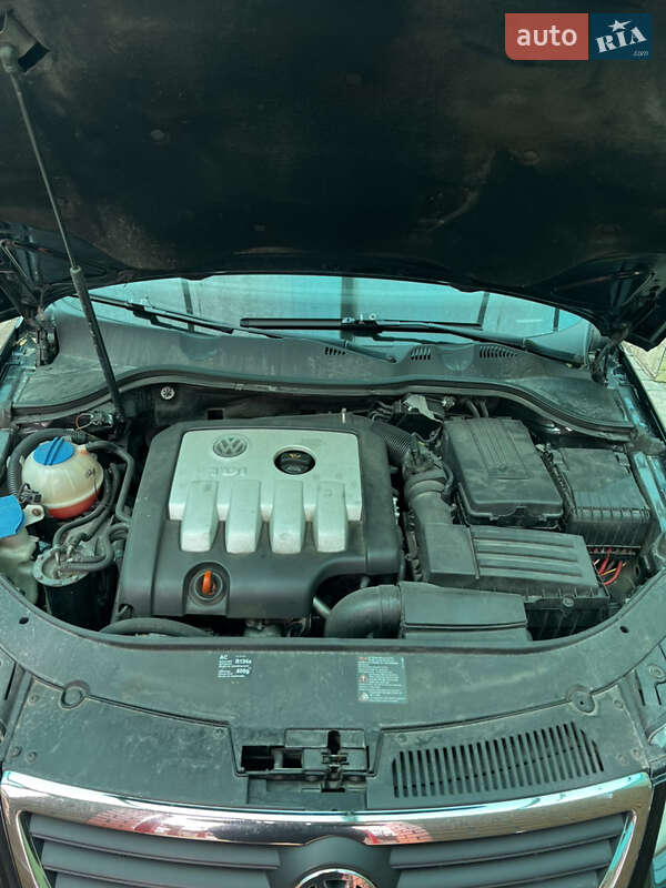 Универсал Volkswagen Passat 2006 в Николаеве