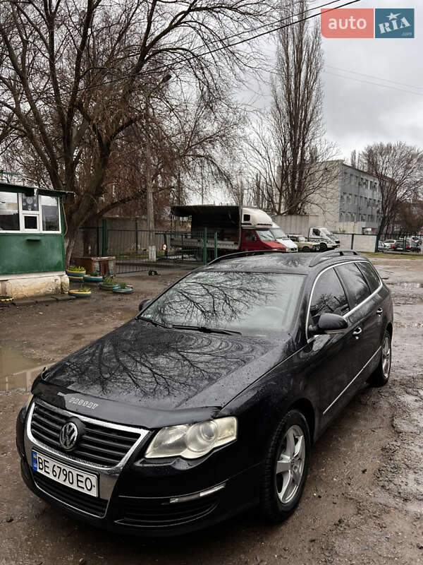 Универсал Volkswagen Passat 2006 в Николаеве