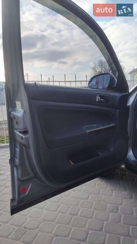 Универсал Volkswagen Passat 2004 в Кременчуге