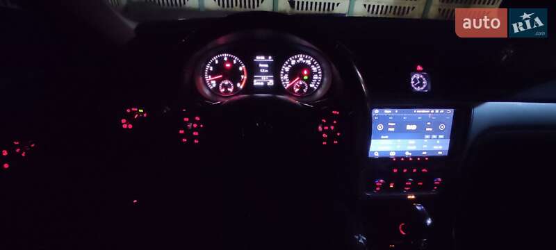 Седан Volkswagen Passat 2012 в Кривом Роге