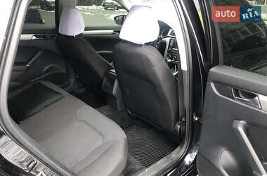 Седан Volkswagen Passat 2018 в Обухове