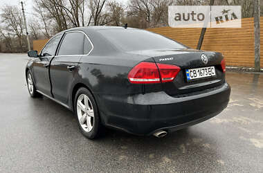 Седан Volkswagen Passat 2013 в Чернігові