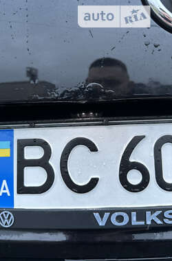 Универсал Volkswagen Passat 2011 в Львове