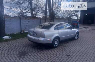 Седан Volkswagen Passat 2004 в Хмільнику