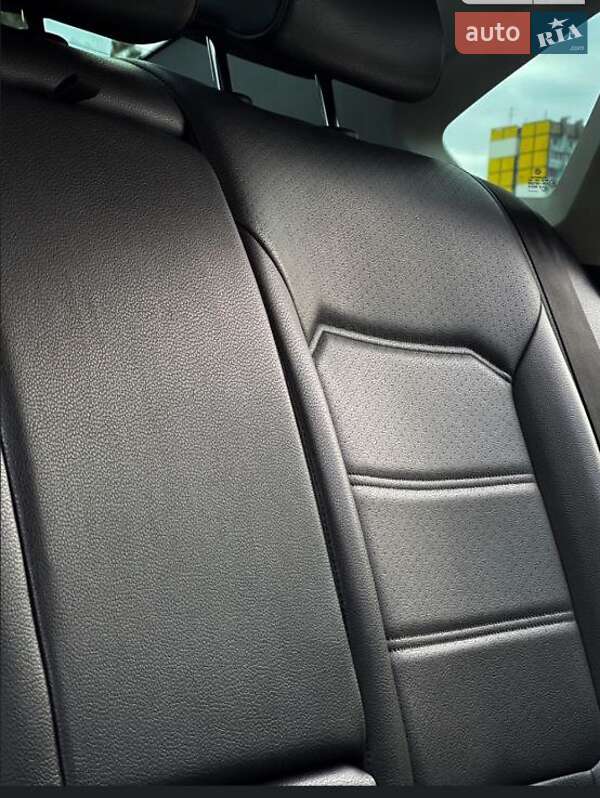 Седан Volkswagen Passat 2017 в Виннице