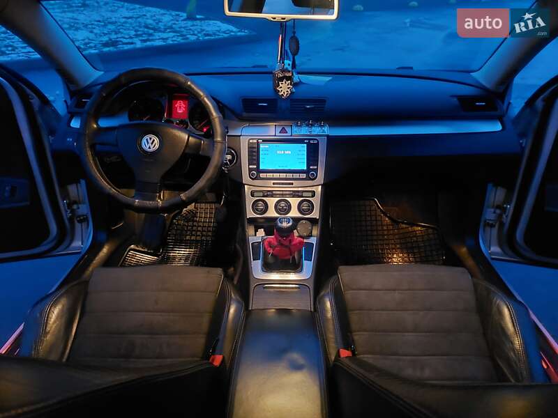 Седан Volkswagen Passat 2006 в Черкасах