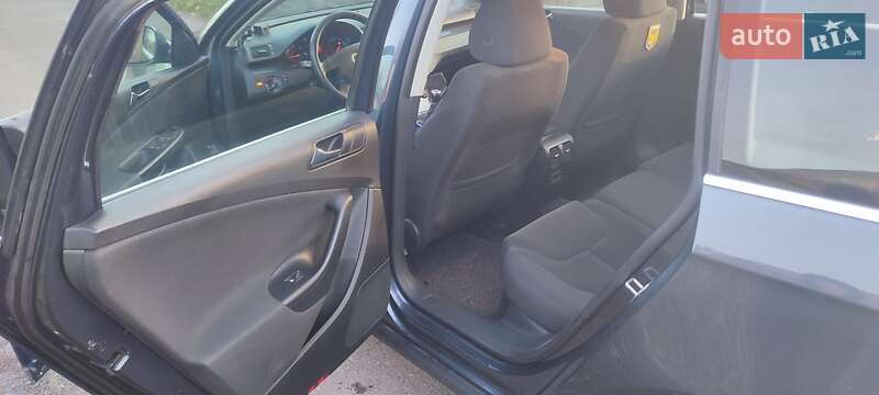 Универсал Volkswagen Passat 2007 в Ровно фото 5 Универсал Volkswagen Passat 2007 в Ровно