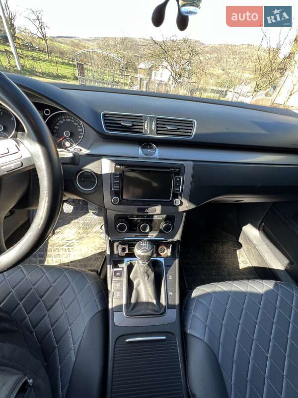 Седан Volkswagen Passat 2012 в Сколе