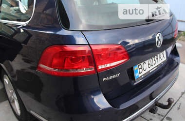 Универсал Volkswagen Passat 2011 в Каменке-Бугской