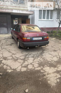 Седан Volkswagen Passat 1989 в Черновцах