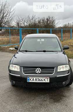 Седан Volkswagen Passat 2003 в Василькове