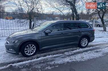 Универсал Volkswagen Passat 2015 в Виннице