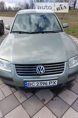 Седан Volkswagen Passat 2003 в Львове