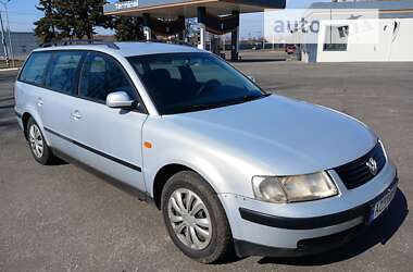 Универсал Volkswagen Passat 2000 в Краматорске