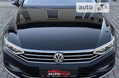 Седан Volkswagen Passat 2019 в Луцке