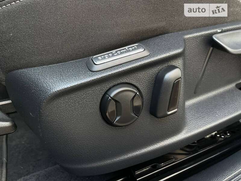 Седан Volkswagen Passat 2017 в Луцке