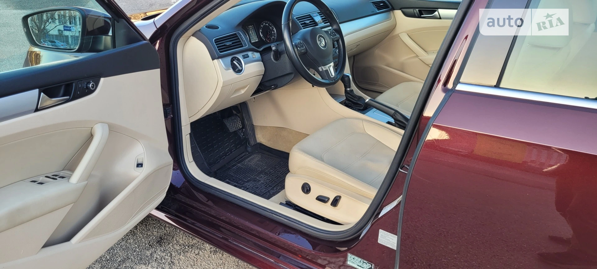 2012 Volkswagen Passat - мініатюра 32