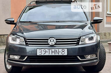 Универсал Volkswagen Passat 2012 в Стрые