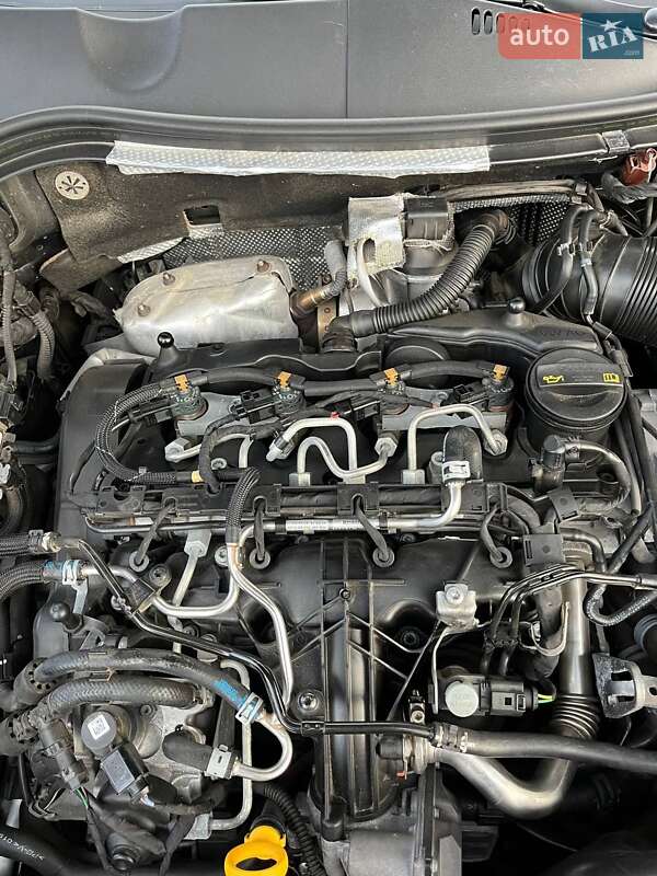 Универсал Volkswagen Passat 2014 в Калуше