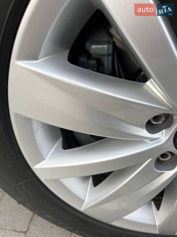 Универсал Volkswagen Passat 2014 в Калуше