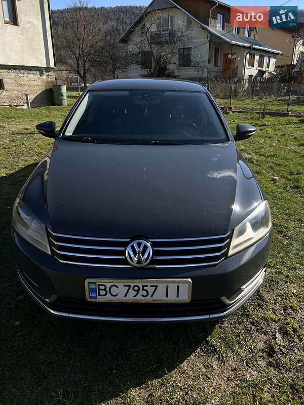 Седан Volkswagen Passat 2012 в Сколе