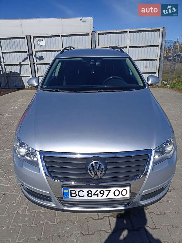 Универсал Volkswagen Passat 2005 в Львове