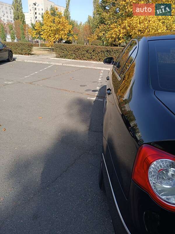 Седан Volkswagen Passat 2010 в Южноукраинске