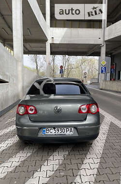 Седан Volkswagen Passat 2006 в Новому Розділі