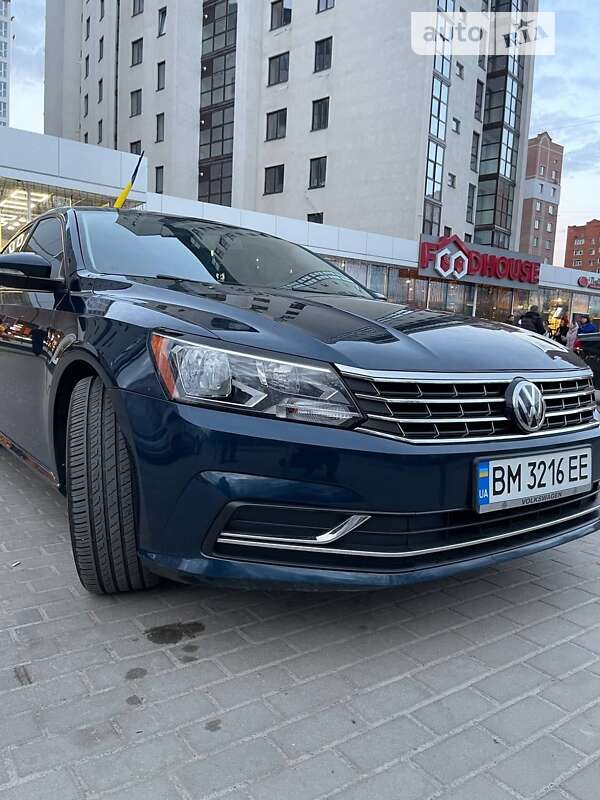 Седан Volkswagen Passat 2018 в Сумах