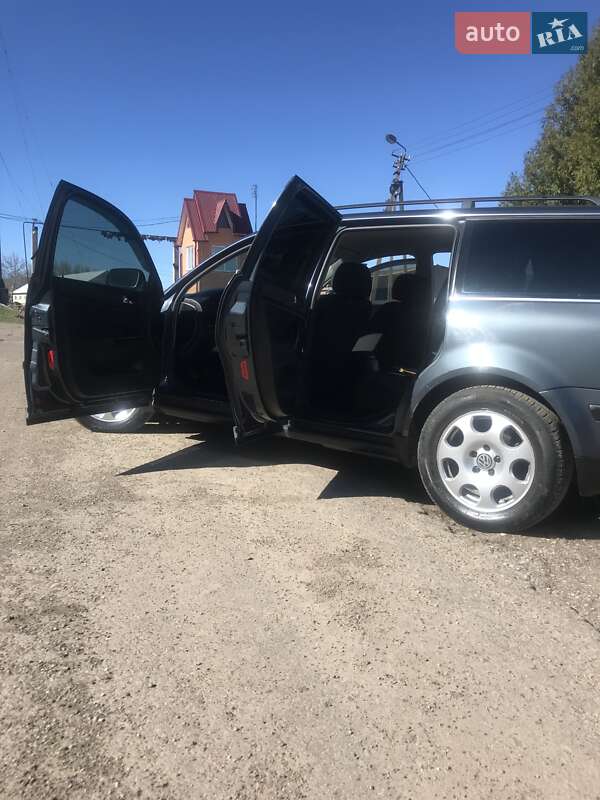 Универсал Volkswagen Passat 2001 в Городенке