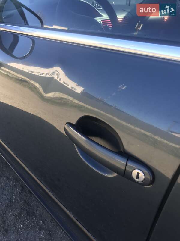 Универсал Volkswagen Passat 2001 в Городенке