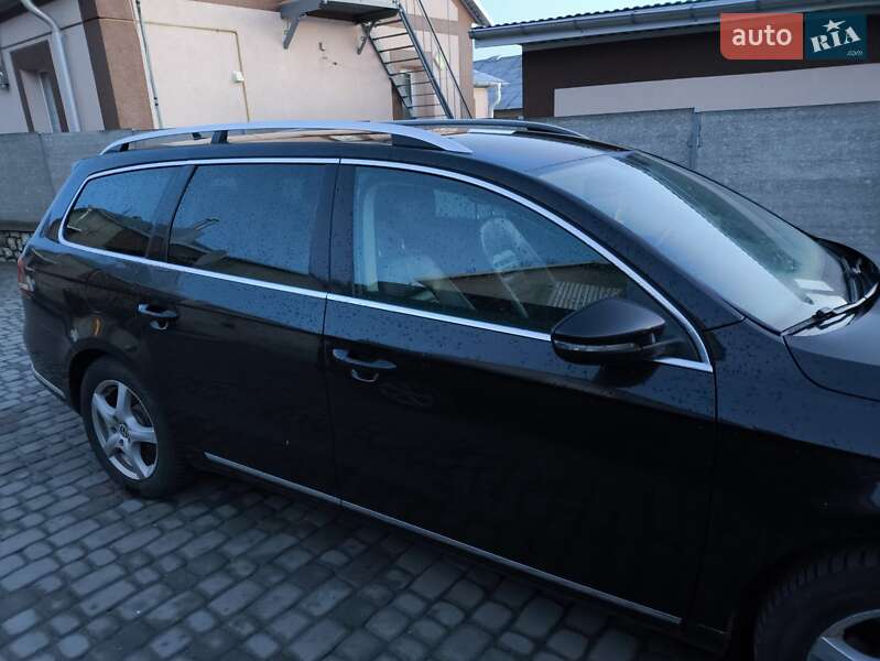 Универсал Volkswagen Passat 2012 в Подволочиске
