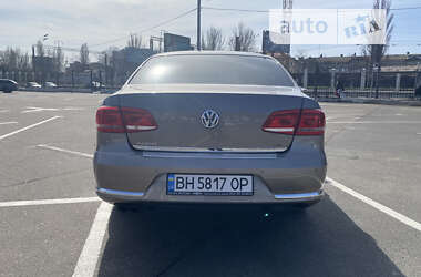 Седан Volkswagen Passat 2011 в Одесі