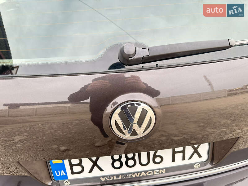 Универсал Volkswagen Passat 2009 в Новой Ушице