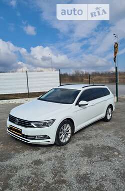 Универсал Volkswagen Passat 2016 в Казатине