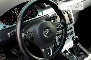 Універсал Volkswagen Passat 2012 в Стрию