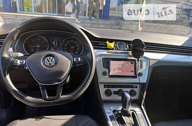 Універсал Volkswagen Passat 2016 в Кривому Розі