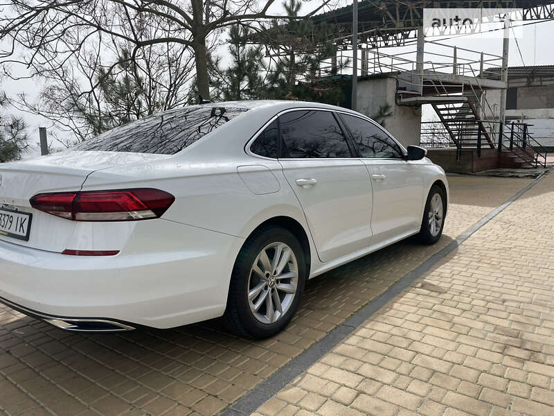 Седан Volkswagen Passat 2020 в Черноморске