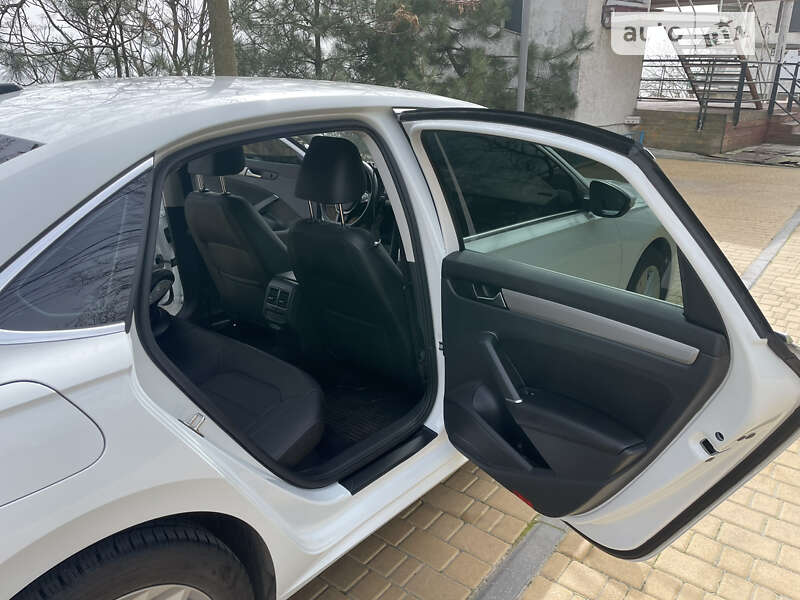 Седан Volkswagen Passat 2020 в Черноморске