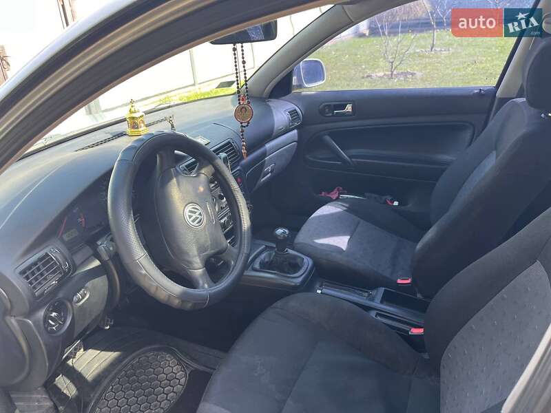 Седан Volkswagen Passat 1998 в Владимире